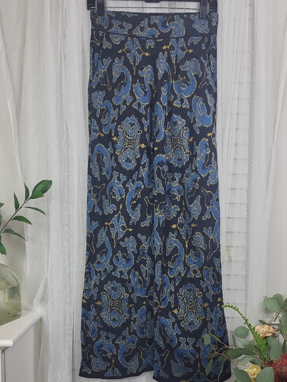 Peruvian Connection Navy, Blue & Mustard Patterned Knit Pants. Size S